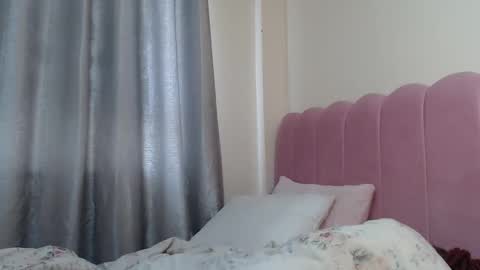 caramel online show from 10/26/25, 07:14