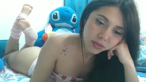 Snapshot of caramel_doll_ chatting on 04/01/26, 02:12 ing online show from 04/01/26, 02:12