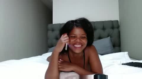 fifi online show from 03/10/25, 09:07