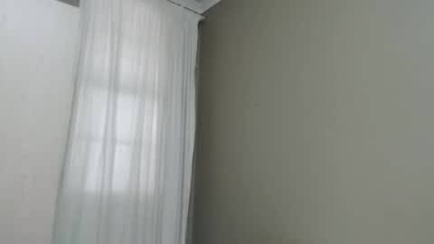 fifi online show from 04/21/26, 12:33