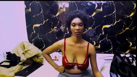Snapshot of caramelminxx_ chatting on 06/10/26, 08:02 caramelminxx_ online show from 06/10/26, 08:02