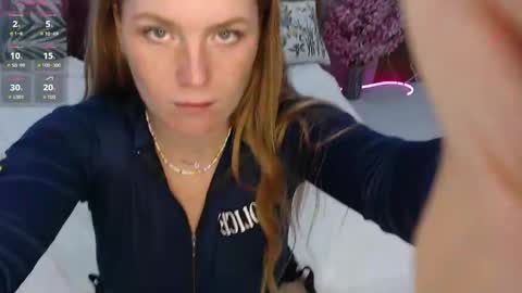 Snapshot of caramelstorm chatting on 04/14/26, 01:22 Lana online show from 04/14/26, 01:22