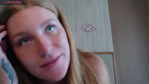 Snapshot of caramelstorm chatting on 05/12/26, 03:25 Lana online show from 05/12/26, 03:25