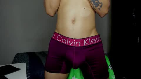 Carlos and Cristian  online show from 02/03/26, 02:53