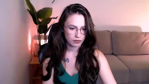Snapshot of care_sensual chatting on 09/09/25, 07:30 Mary online show from 09/09/25, 07:30