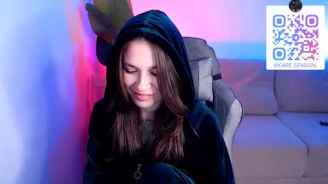Snapshot of care_sensual chatting on 10/03/25, 06:49 Mary online show from 10/03/25, 06:49