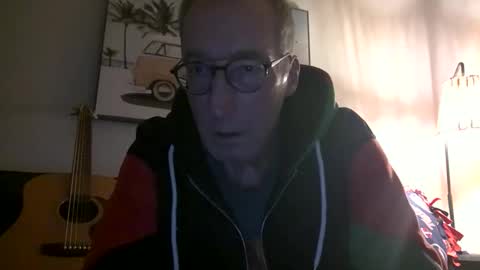 Caressluving online show from 02/05/26, 04:06