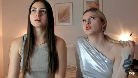 caressyourself online show from 01/12/25, 02:19