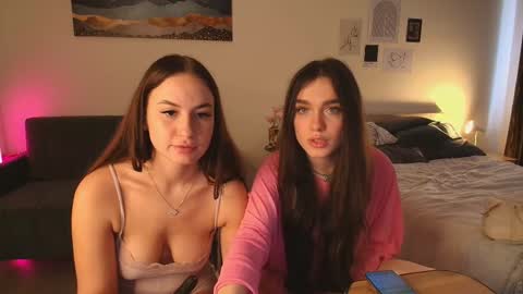 caressyourself online show from 01/08/26, 09:22