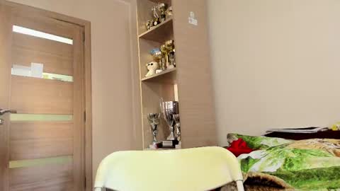 Laz online show from 02/24/25, 02:48