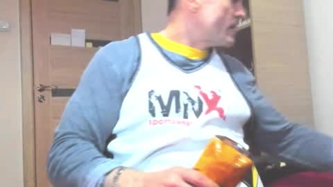 Laz online show from 11/17/25, 10:04