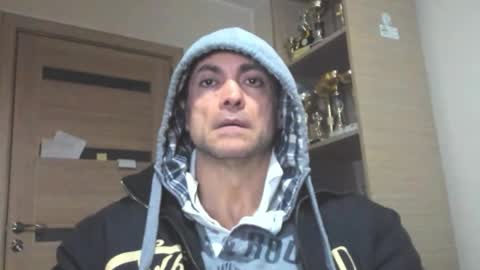 Laz online show from 01/12/26, 01:44