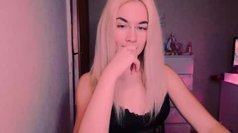 Carin online show from 10/21/25, 07:25