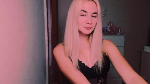 Carin online show from 10/28/25, 07:16