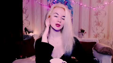 Carin online show from 04/24/26, 04:59