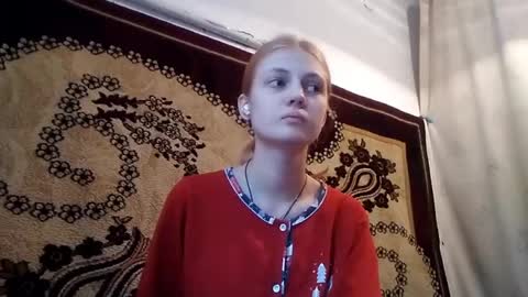 Snapshot of carissaalderson chatting on 05/11/26, 02:17 Kira online show from 05/11/26, 02:17