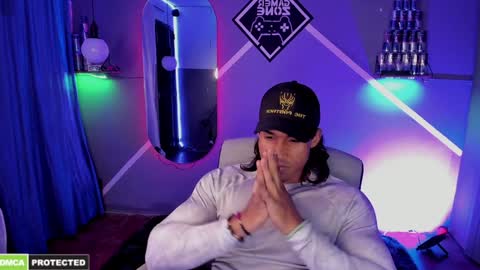 Carl online show from 12/10/24, 04:56