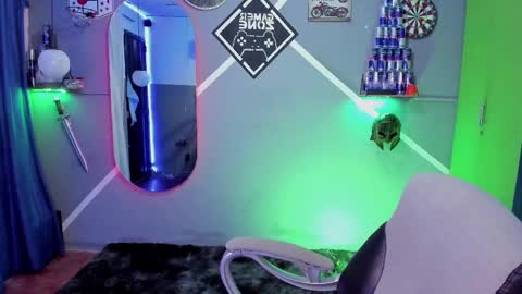 Carl online show from 03/12/25, 07:24