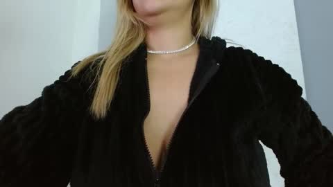 Carla online show from 03/01/26, 11:45