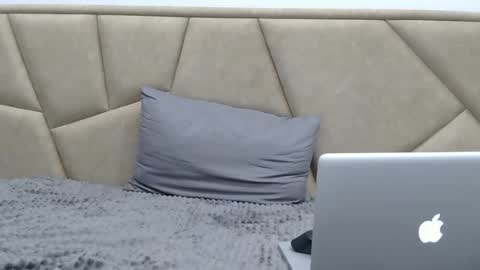 sexy online show from 06/10/26, 12:55