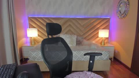 Carla Santini online show from 01/13/25, 10:45