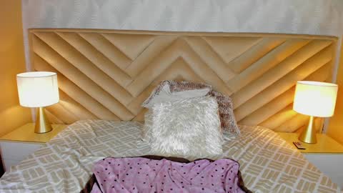 Carla Santini online show from 01/18/25, 12:02