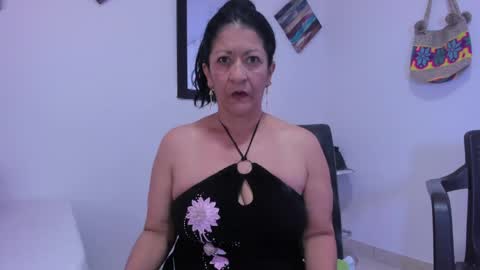 Snapshot of carla_sns chatting on 05/18/26, 09:20 Carla online show from 05/18/26, 09:20