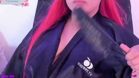 Carla Wet18 online show from 12/18/25, 05:02