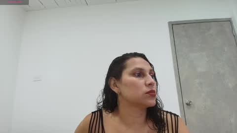 Snapshot of carlaantonellii chatting on 04/23/26, 04:14 carlaantonellii online show from 04/23/26, 04:14