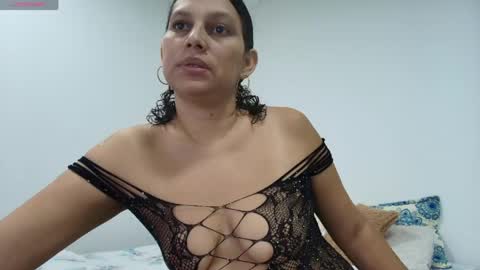 Snapshot of carlaantonellii chatting on 05/20/26, 01:06 carlaantonellii online show from 05/20/26, 01:06