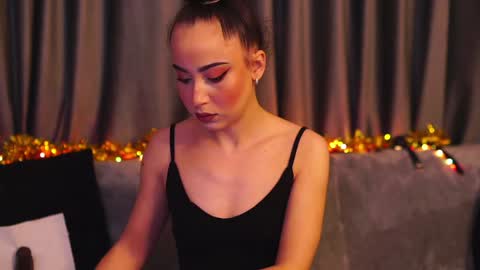 Snapshot of carlagavin chatting on 12/31/24, 08:26 CarlaGavin online show from 12/31/24, 08:26