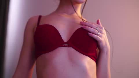 Snapshot of carlagavin chatting on 02/11/25, 01:30 CarlaGavin online show from 02/11/25, 01:30