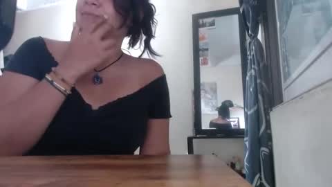 carlajames_1 online show from 01/22/25, 12:27