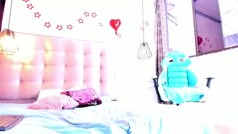 Snapshot of carlajhons_ chatting on 03/10/25, 07:50 Carla online show from 03/10/25, 07:50