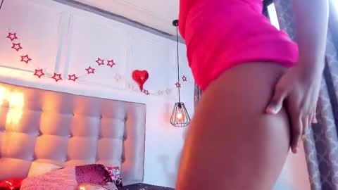 Snapshot of carlajhons_ chatting on 03/12/25, 07:49 Carla online show from 03/12/25, 07:49