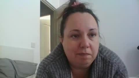 Snapshot of carlaruth chatting on 09/28/25, 06:19 Carlaruth online show from 09/28/25, 06:19