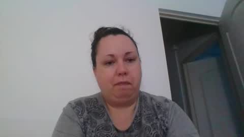 Snapshot of carlaruth chatting on 10/28/25, 05:00 Carlaruth online show from 10/28/25, 05:00