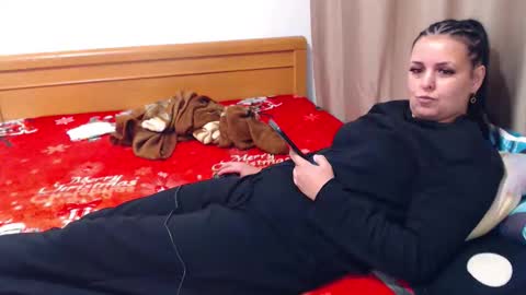 carlasweet00 online show from 12/18/25, 01:44