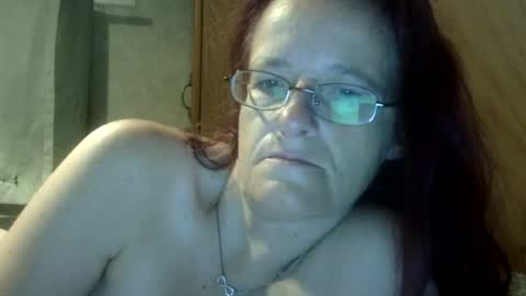 Snapshot of carleeswoman08 chatting on 06/24/26, 11:42 carleeswoman08 online show from 06/24/26, 11:42