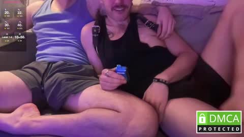 carlhung 69 hairy friends gay bi online show from 01/02/25, 06:18