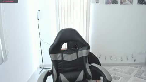 carlin1511 online show from 04/21/26, 08:23