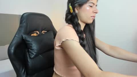 C A R L I N A online show from 11/04/25, 12:26