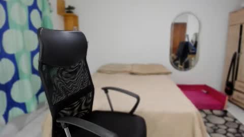 master online show from 10/01/25, 02:56