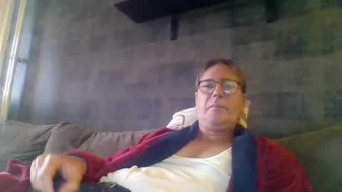 carlonebraska112233 online show from 10/11/25, 12:04