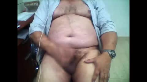 Snapshot of carlos8711 chatting on 03/31/26, 07:53 carlos8711 online show from 03/31/26, 07:53