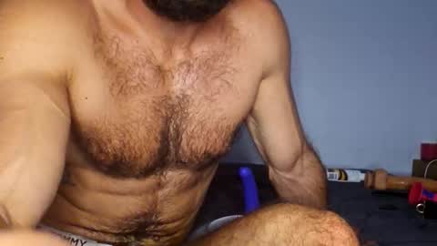 Snapshot of carlosrides chatting on 03/30/26, 12:39 carlosrides online show from 03/30/26, 12:39