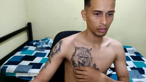 carlossmi01 online show from 02/15/25, 10:52