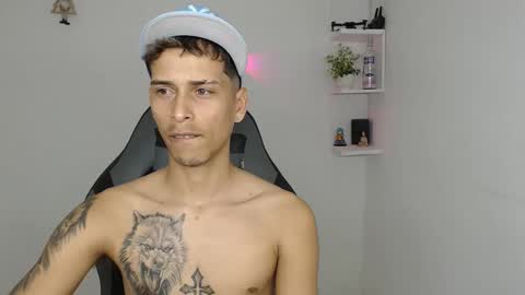 carlossmi01 online show from 02/07/26, 04:27