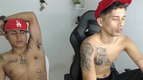 carlossmi01 online show from 02/10/26, 10:03