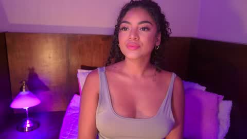 Carly Monroe  online show from 10/07/25, 11:35